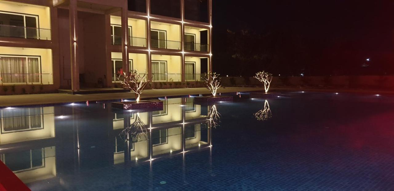 Villa Le Palms Resort & Spa Udaipur Exterior foto